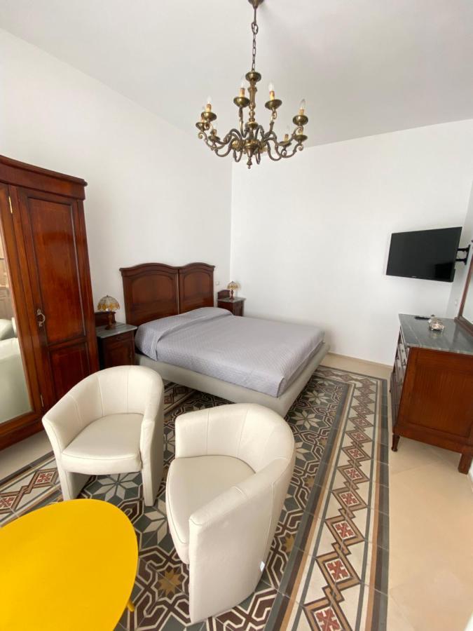 Al Corso Charming Rooms Peschici Exterior foto